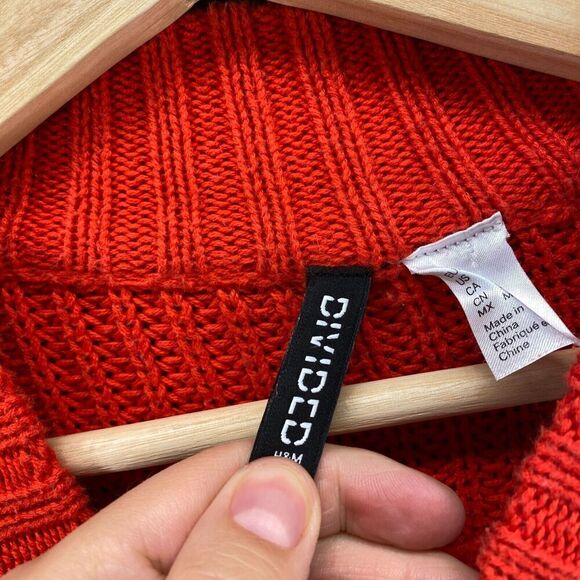 5/$45 Divided Sweater Pullover Women M Medium Red Knit Crew Neck Long Sleeve - Picture 5 of 10